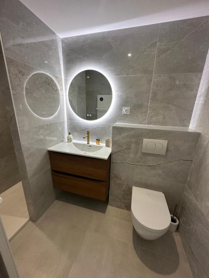 Appartement Neuf Contemporain 루르드 외부 사진