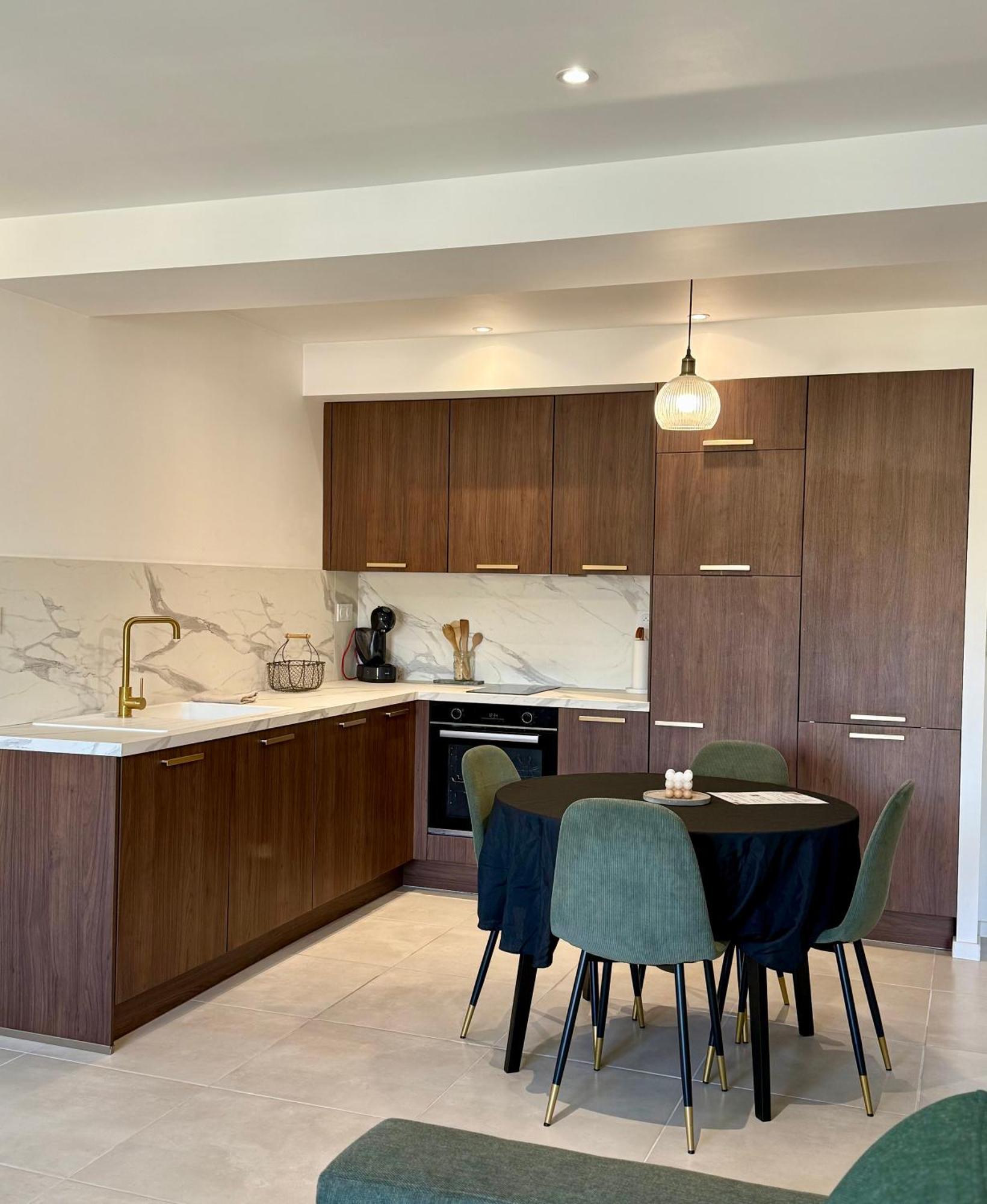 Appartement Neuf Contemporain 루르드 외부 사진